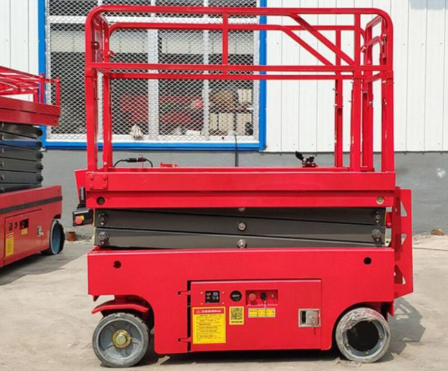 华龙移动式升降平台